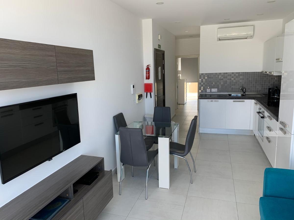 Sea View Penthouse Mellieha Bay Apartment ภายนอก รูปภาพ