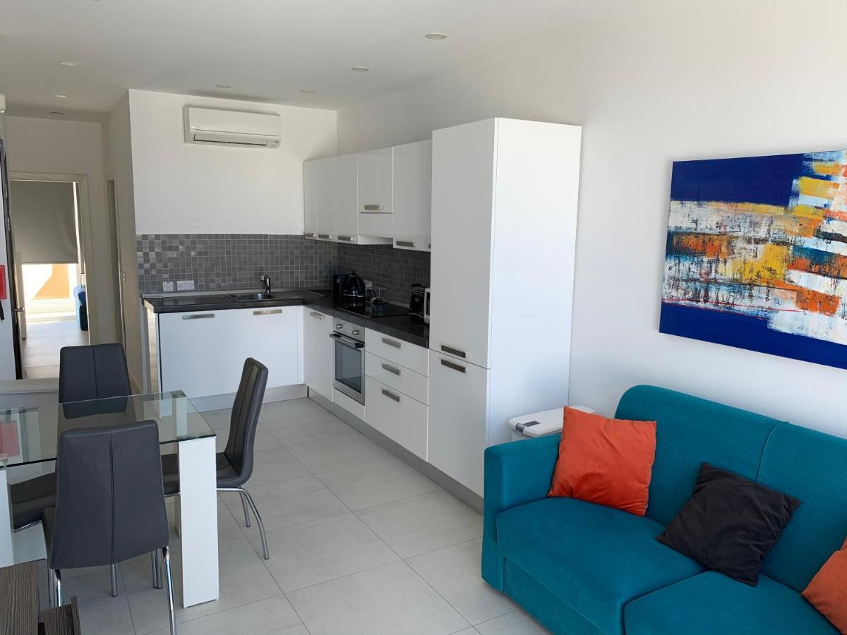 Sea View Penthouse Mellieha Bay Apartment ภายนอก รูปภาพ