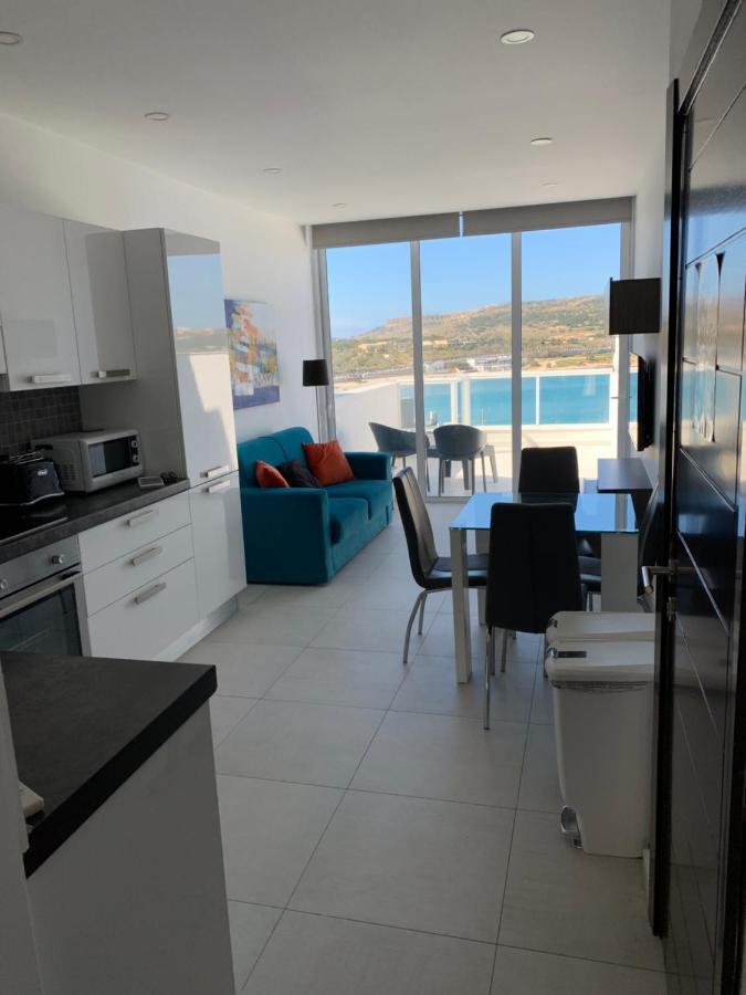 Sea View Penthouse Mellieha Bay Apartment ภายนอก รูปภาพ