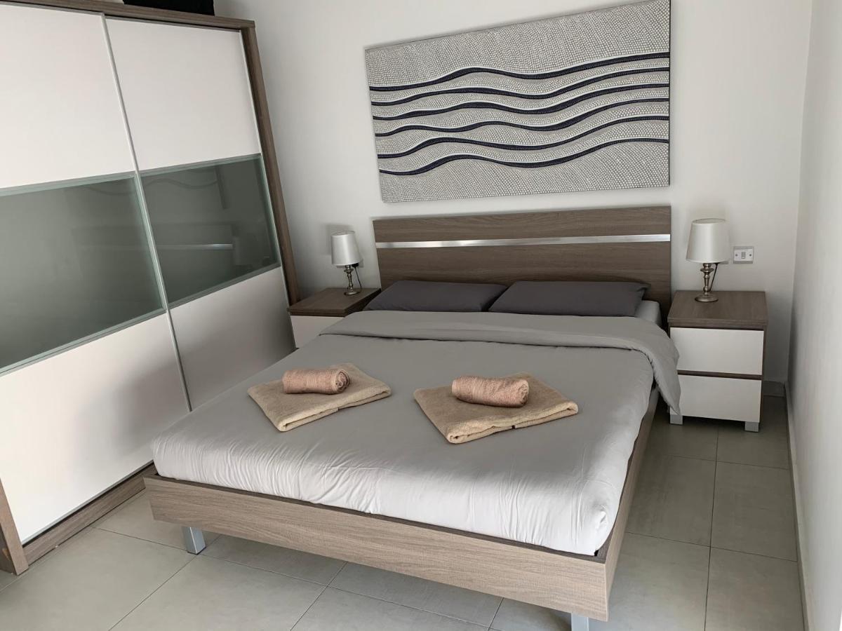 Sea View Penthouse Mellieha Bay Apartment ภายนอก รูปภาพ